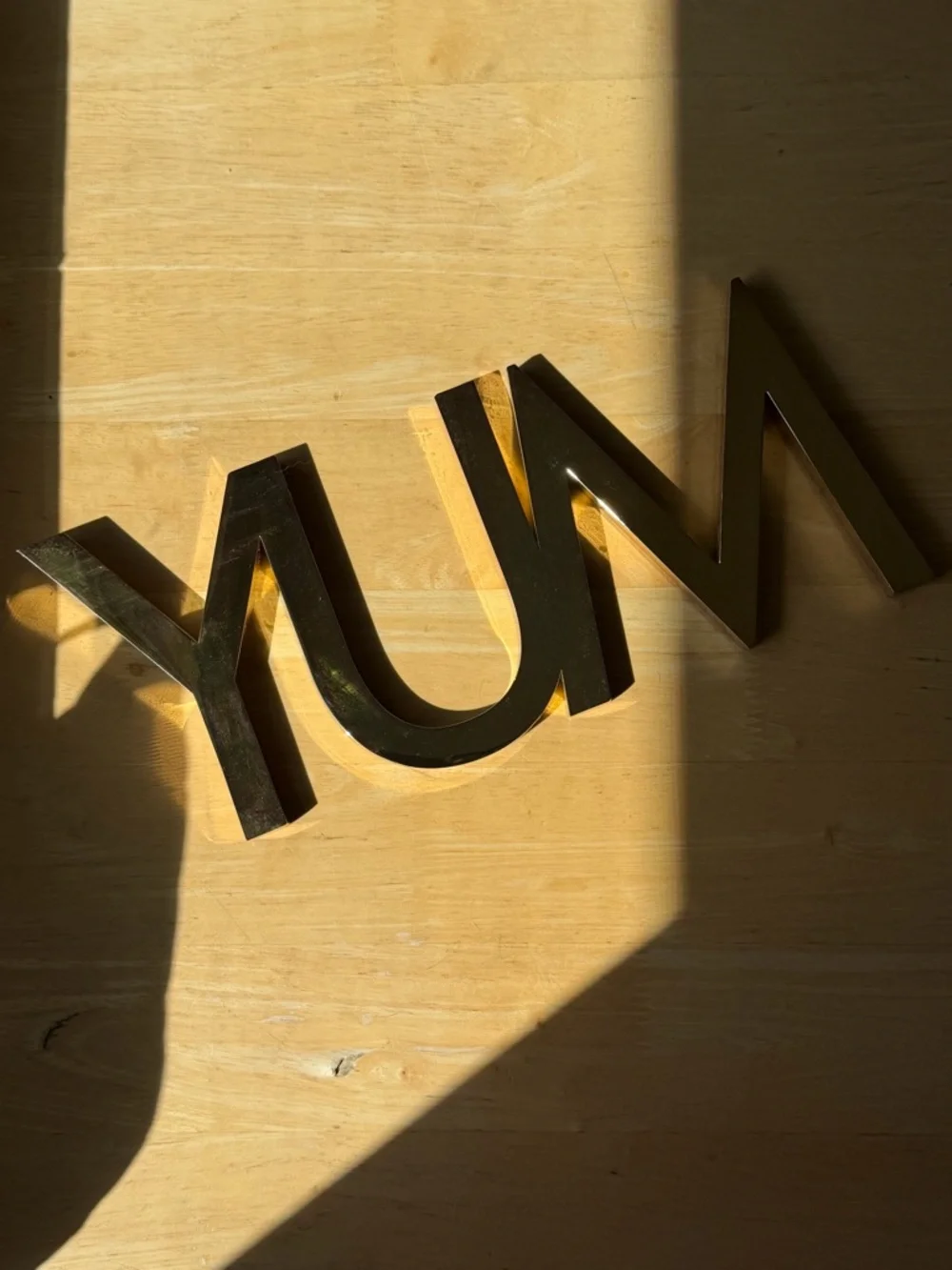 Decorative 'YUM' Metal Trivet for Kitchen or Bar - Gold Finish